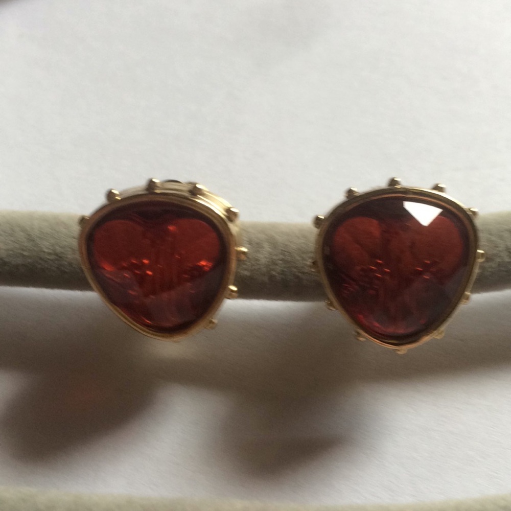 Clip on earrings